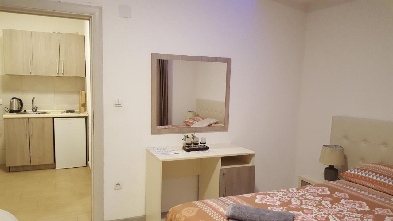 Apartments Ardoni Ulcinj Ngoại thất bức ảnh