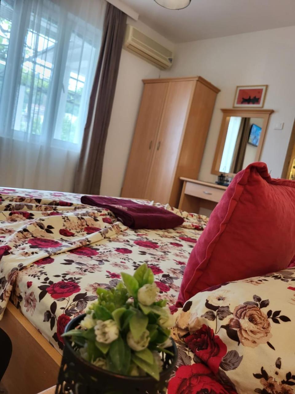 Apartments Ardoni Ulcinj Ngoại thất bức ảnh